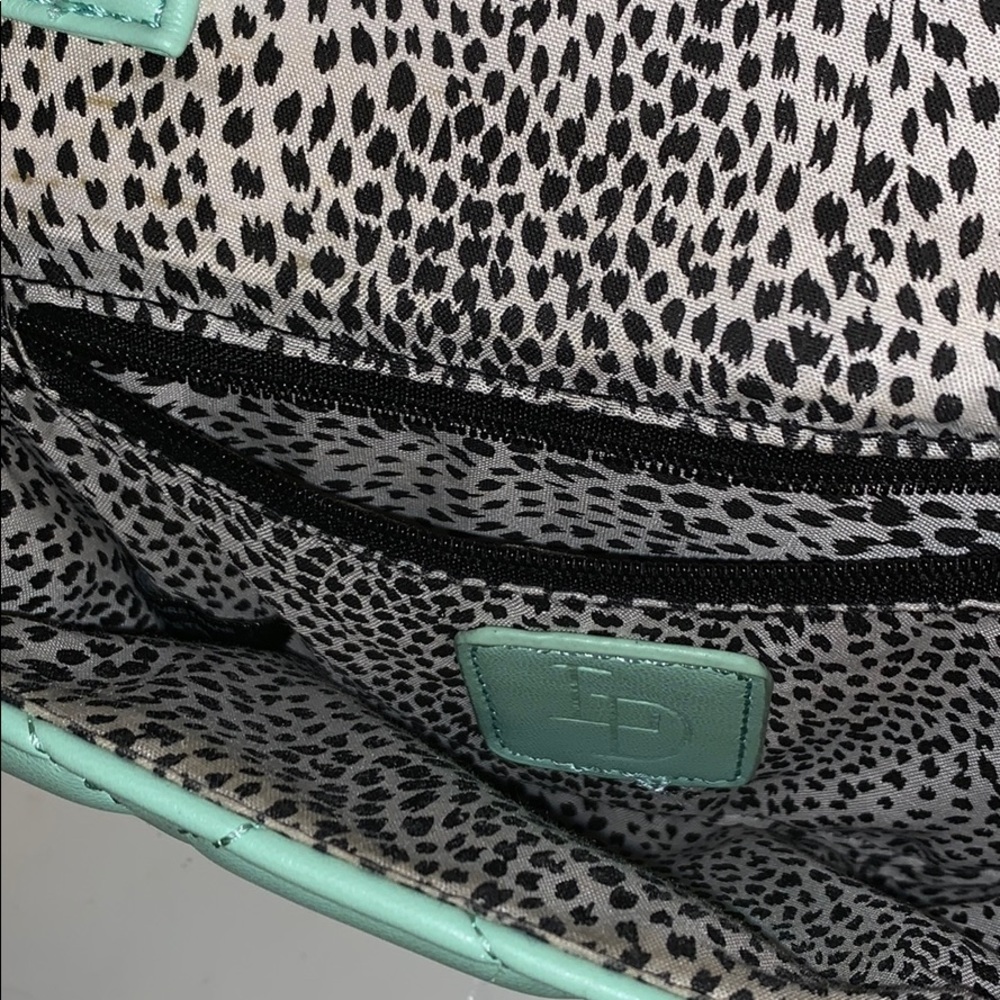 Bag - Picture 2 of 3